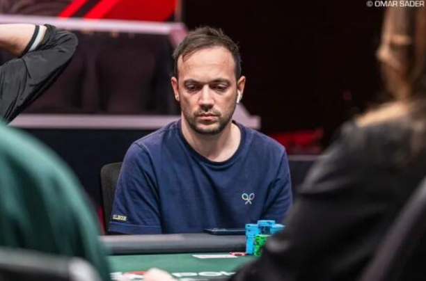 WSOP 2024蕞疯狂诈唬 空气牌高张7做5bet.png